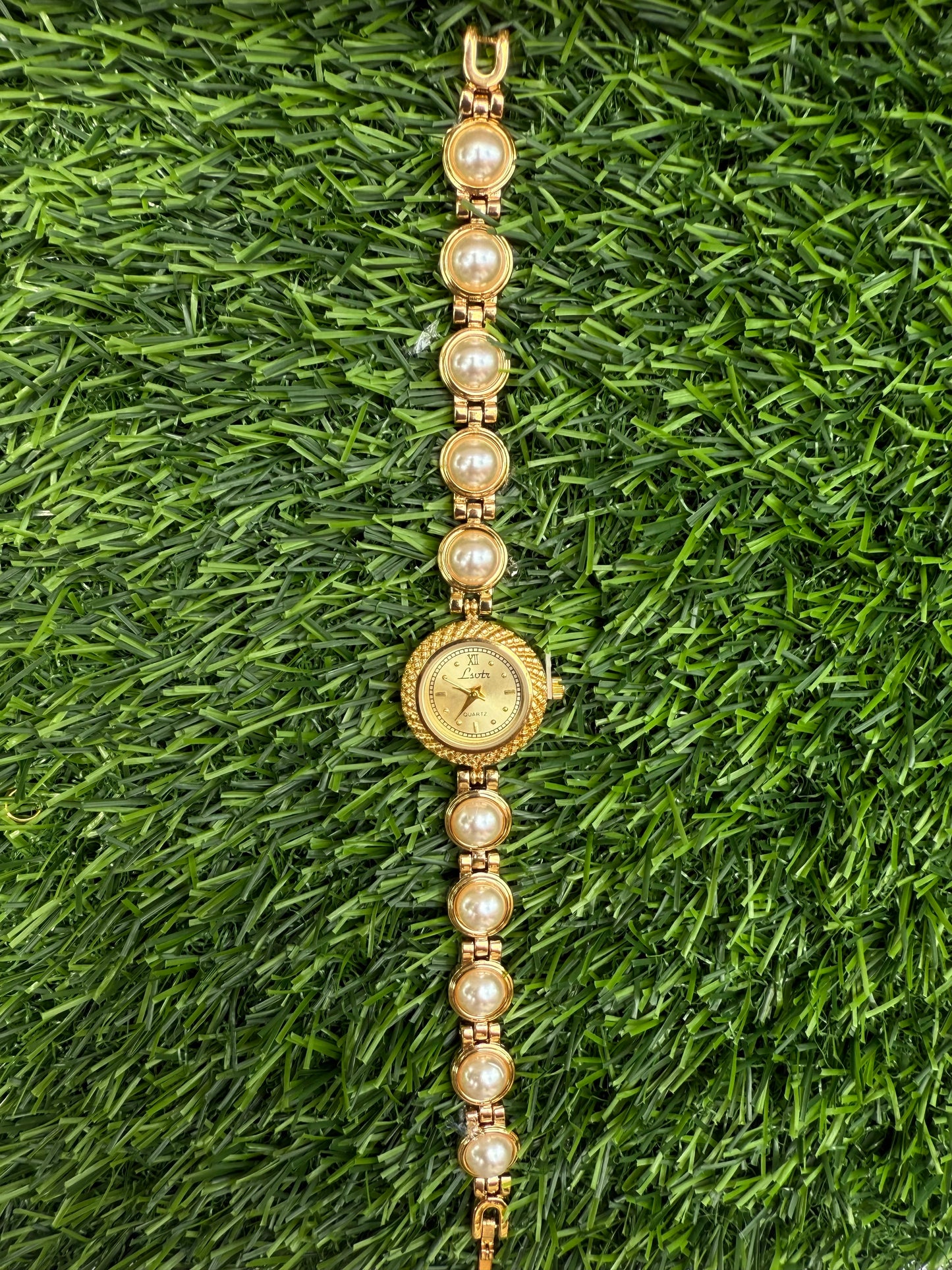 Golden Pearl Watch
